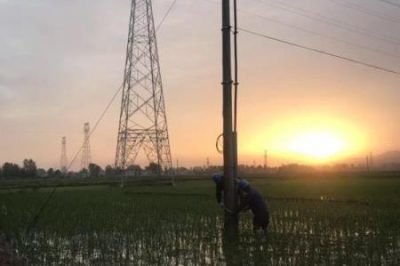 漢中供電公司:這是夕陽(yáng)下最美的畫(huà)面 漢中供電公司:這是夕陽(yáng)下最美的畫(huà)面