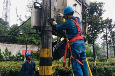 勉縣電公司為返鄉(xiāng)創(chuàng)業(yè)個(gè)體工商戶(hù)接通三相動(dòng)力電 勉縣電公司為返鄉(xiāng)創(chuàng)業(yè)個(gè)體工商戶(hù)接通三相動(dòng)力電