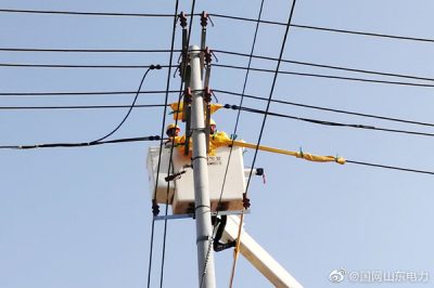 高溫帶電更換10千伏聯(lián)絡(luò)隔離刀閘 高溫帶電更換10千伏聯(lián)絡(luò)隔離刀閘