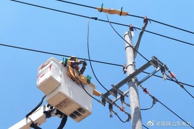 陽(yáng)信供電公司帶電更換隔離開(kāi)關(guān) 陽(yáng)信供電公司帶電更換隔離開(kāi)關(guān)
