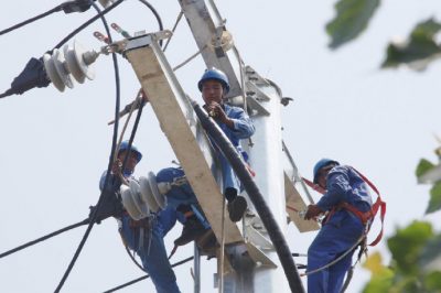 行唐供電公司工業(yè)園區(qū)電力線路遷改 行唐供電公司工業(yè)園區(qū)電力線路遷改