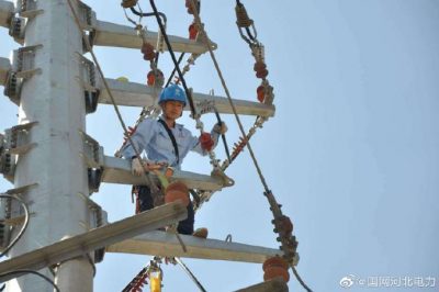 清河供電公司在電網(wǎng)補強線路0855線路上工作 清河供電公司在電網(wǎng)補強線路0855線路上工作