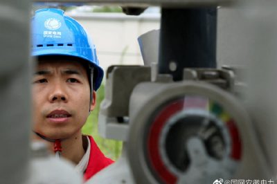 合肥供電公司對(duì)電力設(shè)備進(jìn)行全面巡視 合肥供電公司對(duì)電力設(shè)備進(jìn)行全面巡視