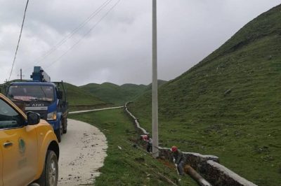 國網城步供電公司南山供電所:利用周末開展10KV南長線集中檢修 國網城步供電公司南山供電所:利用周末開展10KV南長線集中檢修