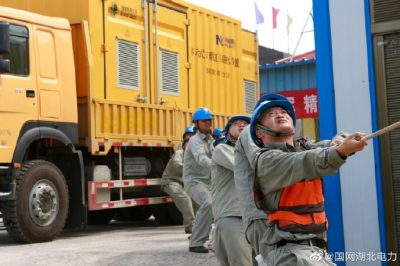 500kV輸電線路導(dǎo)地線直流移動融冰試驗(yàn)取得圓滿成功 500kV輸電線路導(dǎo)地線直流移動融冰試驗(yàn)取得圓滿成功