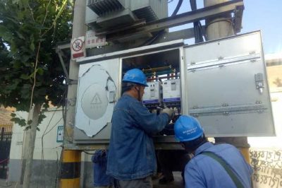 121鐵路線南街配變配電箱損壞緊急搶修 121鐵路線南街配變配電箱損壞緊急搶修