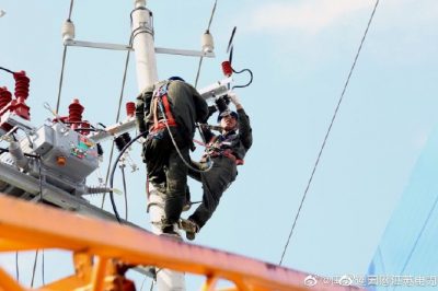 改造農(nóng)網(wǎng)  提升農(nóng)村供電質(zhì)量  清涼度夏 改造農(nóng)網(wǎng)  提升農(nóng)村供電質(zhì)量  清涼度夏