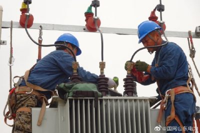 配變?cè)鋈?助力客戶用電可靠 配變?cè)鋈?助力客戶用電可靠
