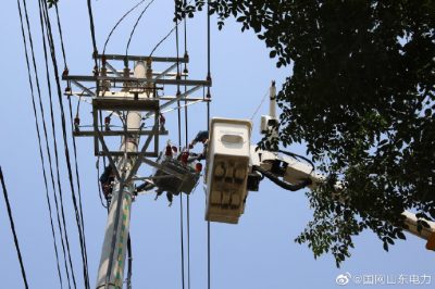 帶電增容  壓定值作業(yè)  保障居民用電 帶電增容  壓定值作業(yè)  保障居民用電