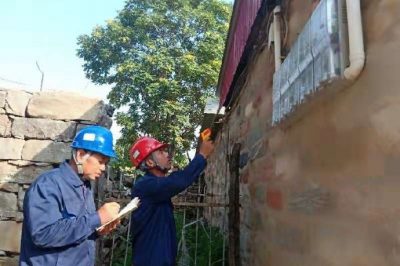 內(nèi)丘縣供電公司對(duì)低壓電進(jìn)行紅外測(cè)溫 內(nèi)丘縣供電公司對(duì)低壓電進(jìn)行紅外測(cè)溫