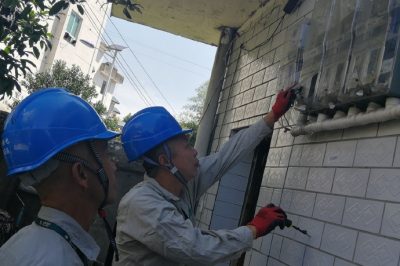 安源區(qū)供電公司組織開展用電檢查 安源區(qū)供電公司組織開展用電檢查