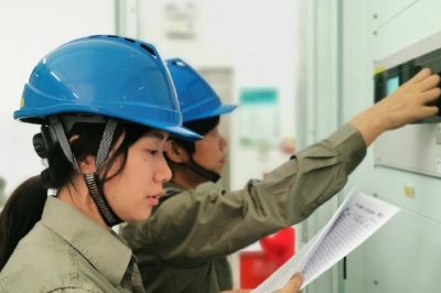 500千伏咸寧站進(jìn)行鳳賢一二回線路保護(hù)定值更改 500千伏咸寧站進(jìn)行鳳賢一二回線路保護(hù)定值更改