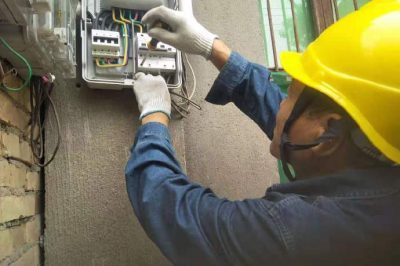 調(diào)整新市街辦高廟村抗旱變存在三相電壓不平衡消除設(shè)備隱患 調(diào)整新市街辦高廟村抗旱變存在三相電壓不平衡消除設(shè)備隱患