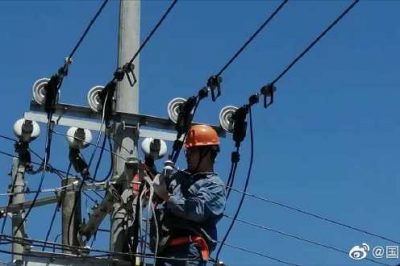 克服炎熱高溫?fù)屝夼_(tái)區(qū)配電出線電纜兩相短路故障 克服炎熱高溫?fù)屝夼_(tái)區(qū)配電出線電纜兩相短路故障