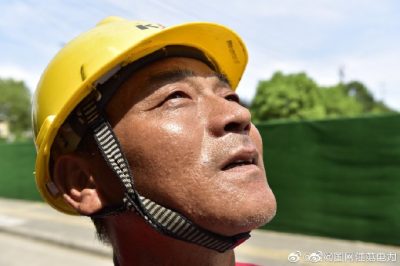 環(huán)慶路10千伏榆榕線23號桿更換避雷器 環(huán)慶路10千伏榆榕線23號桿更換避雷器