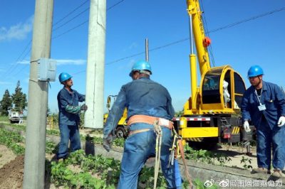 海門市供電公司對農(nóng)業(yè)專線10千伏江海線進(jìn)行升級改造 海門市供電公司對農(nóng)業(yè)專線10千伏江海線進(jìn)行升級改造