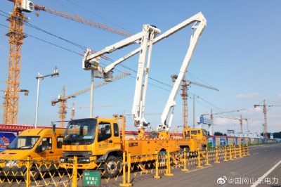 10千伏飲賈線寇坊支線02號(hào)桿處開展直線改耐張帶電作業(yè) 10千伏飲賈線寇坊支線02號(hào)桿處開展直線改耐張帶電作業(yè)