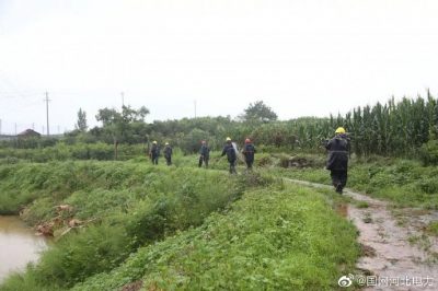 海興縣供電公司對(duì)10千伏海小線進(jìn)行隱患排查 海興縣供電公司對(duì)10千伏海小線進(jìn)行隱患排查