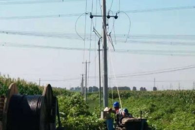 安托站10千伏南寨線8661開關(guān)以下線路轉(zhuǎn)檢修正在如火如荼進(jìn)行 安托站10千伏南寨線8661開關(guān)以下線路轉(zhuǎn)檢修正在如火如荼進(jìn)行