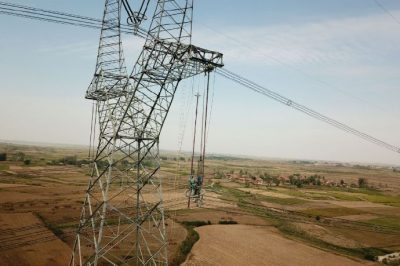 湖北檢修公司更換1000kV南荊一線復合絕緣子 湖北檢修公司更換1000kV南荊一線復合絕緣子