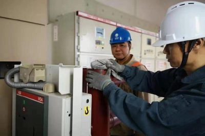 110千伏太平門(mén)變電站維保消缺兩條重要保電線(xiàn)路的間隔開(kāi)關(guān)