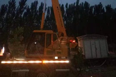 高青縣供電公司連夜安裝臨時(shí)箱變 高青縣供電公司連夜安裝臨時(shí)箱變