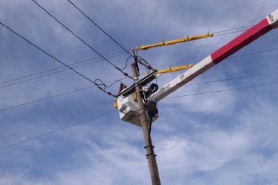 牟平供電公司為兩個配電高壓業(yè)擴新上電用戶接火送電 牟平供電公司為兩個配電高壓業(yè)擴新上電用戶接火送電