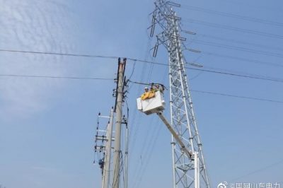 10千伏鎮(zhèn)園甲線94號 95號桿處實施帶電作業(yè) 10千伏鎮(zhèn)園甲線94號 95號桿處實施帶電作業(yè)