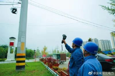 給設(shè)備做“診斷”，為電網(wǎng)?！敖】怠? title=