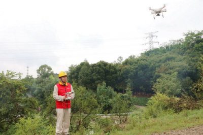 重慶永川供電公司對茶店變電站無人機巡視 重慶永川供電公司對茶店變電站無人機巡視