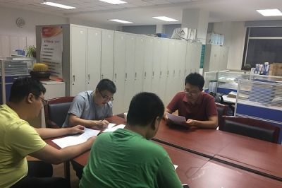 變電監(jiān)理人員忘我工作攻堅“煤改電”配套工程項目 變電監(jiān)理人員忘我工作攻堅“煤改電”配套工程項目