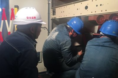 白柳變開關(guān)柜防潮除濕綜合治理及設(shè)備例試工作 白柳變開關(guān)柜防潮除濕綜合治理及設(shè)備例試工作