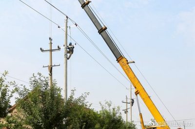長山鎮(zhèn)10千伏槐甘線開展改造施工