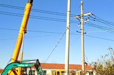 海陽市留格鎮(zhèn)董家莊進(jìn)行農(nóng)網(wǎng)改造 海陽市留格鎮(zhèn)董家莊進(jìn)行農(nóng)網(wǎng)改造