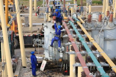 110千伏霍莊變電站設(shè)備秋檢除缺陷 110千伏霍莊變電站設(shè)備秋檢除缺陷