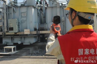 巫溪供電公司在巫溪變電站開(kāi)展節(jié)前特巡工作