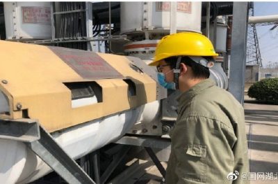 江陵換流站500kVGIS斷路器進(jìn)行巡視檢查 江陵換流站500kVGIS斷路器進(jìn)行巡視檢查