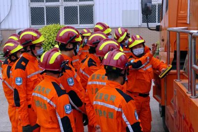 國(guó)網(wǎng)福建電力應(yīng)急救援基干分隊(duì)開(kāi)展防汛應(yīng)急演練