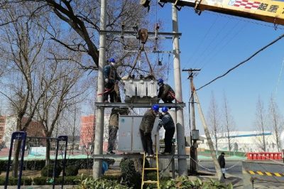 匯豐小區(qū)進行增容改造 新增315變壓器 匯豐小區(qū)進行增容改造 新增315變壓器