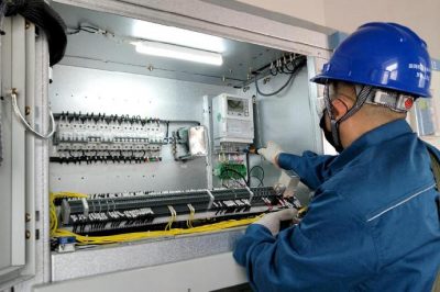 十五里元變電站 計量配套設(shè)備進(jìn)行更換 十五里元變電站 計量配套設(shè)備進(jìn)行更換