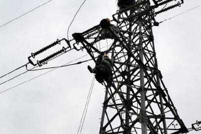 等電位緊急消缺 保障電網(wǎng)安全運行 等電位緊急消缺 保障電網(wǎng)安全運行