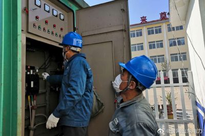 郭家店供電所服務(wù)人員走訪轄區(qū)中小學(xué)校 郭家店供電所服務(wù)人員走訪轄區(qū)中小學(xué)校