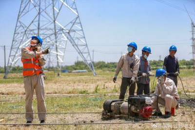 江蘇常州中吳至湖濱220千伏線路工程現(xiàn)場 江蘇常州中吳至湖濱220千伏線路工程現(xiàn)場