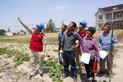 宣傳《江蘇省電力條例》 ?！皟蓵?huì)”供電