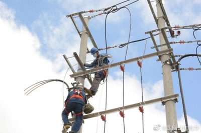 果莊鎮(zhèn)田家官莊村3號臺區(qū)進行安裝施工