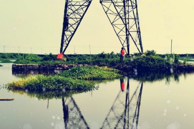 為500千伏桿塔安裝實物id標(biāo)示牌 為500千伏桿塔安裝實物id標(biāo)示牌