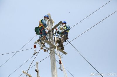 炎炎烈日改造忙 負(fù)荷高峰無(wú)憂愁 炎炎烈日改造忙 負(fù)荷高峰無(wú)憂愁