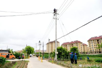 線路升級改造好 度夏用電有保障 線路升級改造好 度夏用電有保障