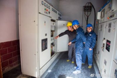 全力以赴確?！皯?zhàn)時(shí)高考”用電