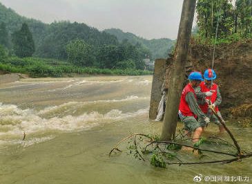 暴雨來襲，搶修加速